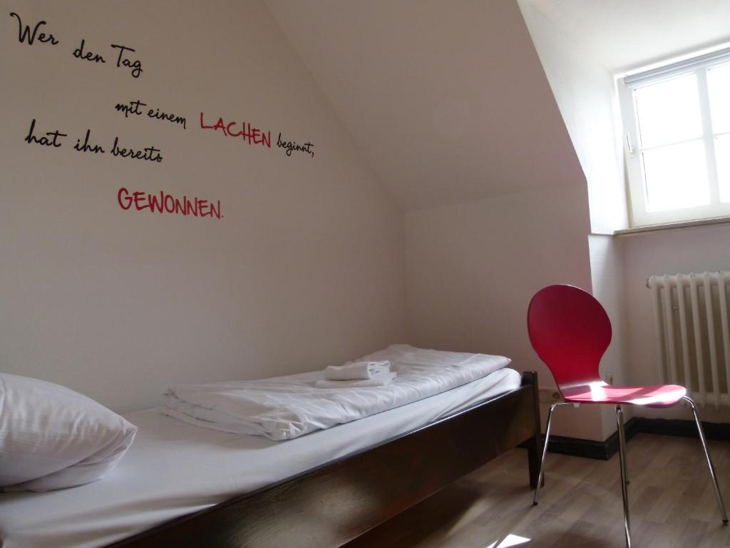 Kolping Hostel Trier Im Warsberger Hof Quarto foto